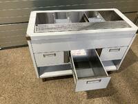 Барная станция закрытая  островная  ванна для льда 7 отсеков, каплесборник    3 ящика, полка  1250х600х900
