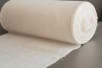 Полотно вафельное ширина 40 см, длина 50 метров 120 гр/м2 необработанный край (круглый рул)