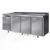 Стол для салатов GN островной СХСнс-700-3(GN1/3-7) Finist  -2...+8°С   3 двери  нержавеющая сталь
